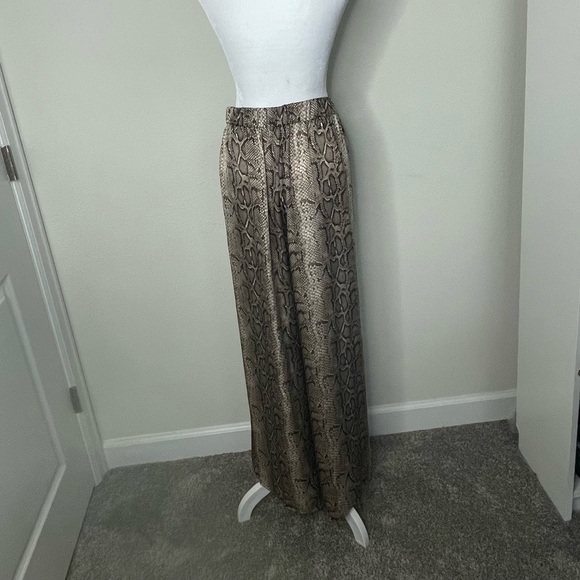 Silk Pants - Picture 1 of 4